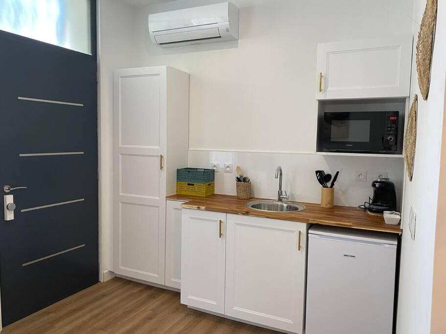 Narbonne : Logement Idealement Situe Exterior photo